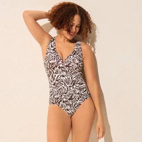 Women's Sculpting Suit Sweetheart V-Wire One Piece Swimsuit