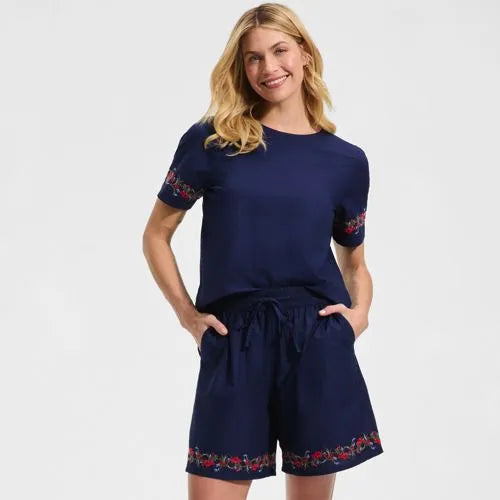Women's Poplin Embroidered High Rise 7" Pull On Shorts