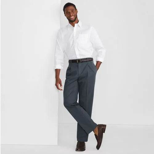 Men's No Iron Traditional Fit Pleated Front Chino Pant