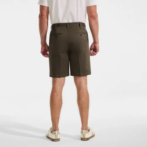 Men's No Iron 9" Comfort Waist Pleated Front Chino Short