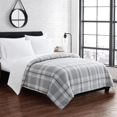 Cannon Cozy Teddy Plaid Sweater Knit Blanket