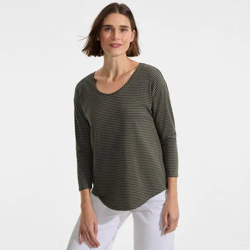 Women's 3/4 Sleeve Lightweight Jersey Shirttail Tee