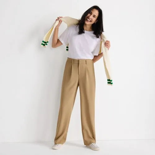 Women's Crepe High Rise Pleated Wide Leg Pants