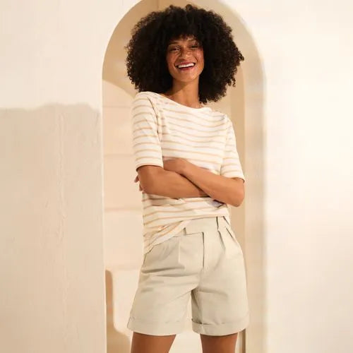 Women's Chino High Rise Pleated 7" Shorts