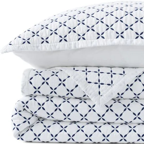 Embroidered Diamond Double Voile Quilt
