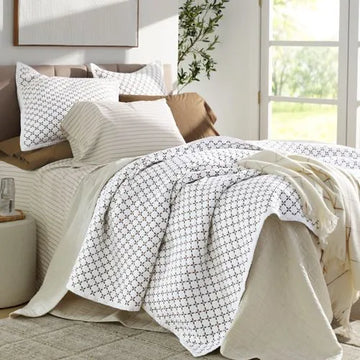 Embroidered Diamond Double Voile Quilt