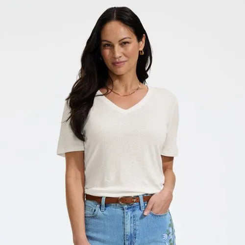 Women's Short Sleeve Linen Blend V-neck Tee