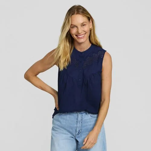 Women's Sleeveless Eyelet Pullover Top