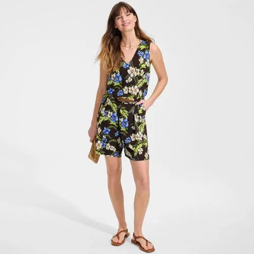 Women's Creaseless High Rise 8" Shorts