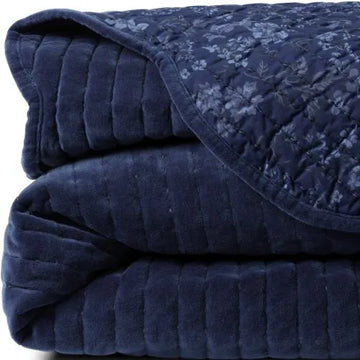 Velvet Scallop Quilt