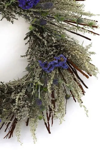 Teufel 18" Dried Blue Statice Wreath